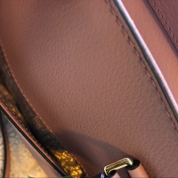 🌺 kate spade Crossbody in Dustypeony - Picture 5 of 8